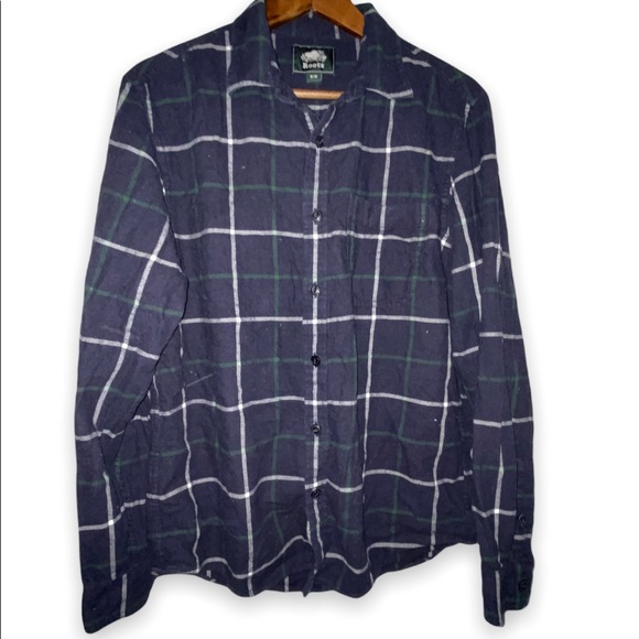 💵 SOLD 💵 Roots Plaid Flannel Button Shirt ! - Picture 2 of 7